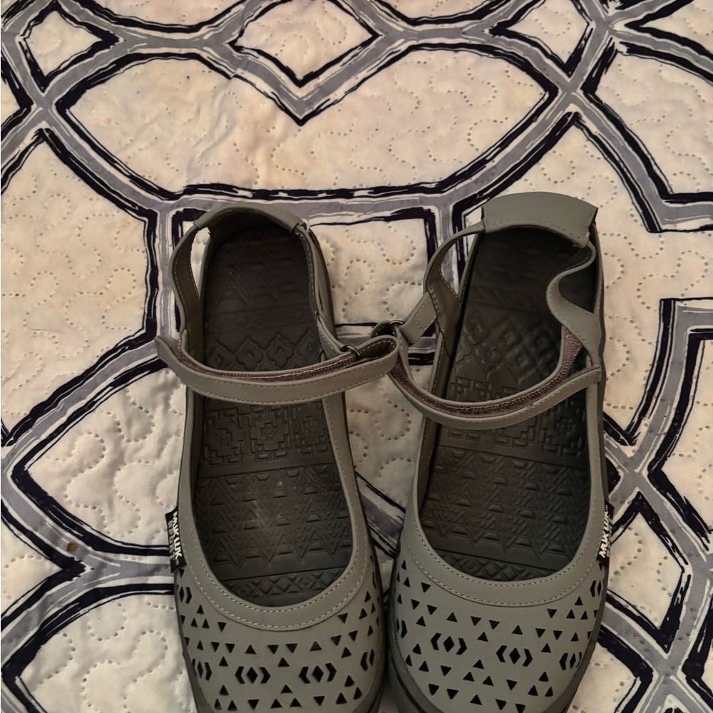 Gray Women's Mary Jane Shoes Muk Luk Sport